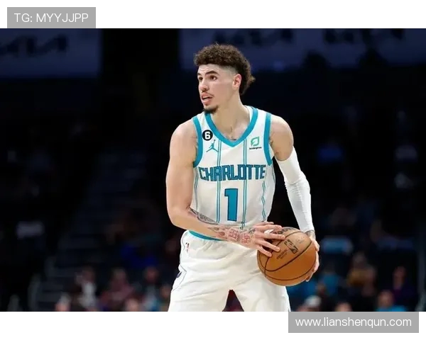 2023年黄蜂队管理层对核心阵容进行重新定位提升战绩 2023年黄蜂队管理层对核心阵容进行重新定位提升战绩