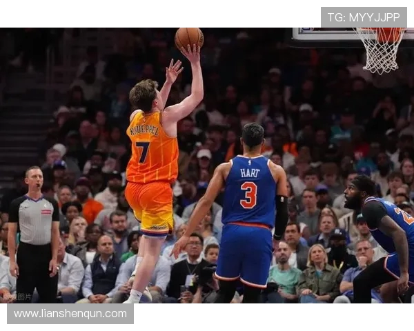 科比怀特盛赞克尼佩尔与拉文投篮技术堪称顶尖之作